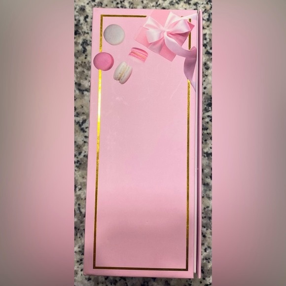 Macaron Candle Collection - Picture 4 of 6